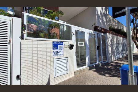 Apartamento à venda com 100m², 3 quartos e 2 vagasFachada 