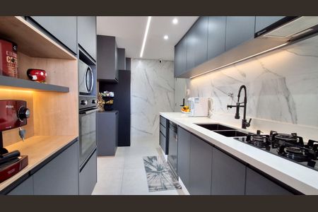 Apartamento à venda com 100m², 3 quartos e 2 vagasCozinha 