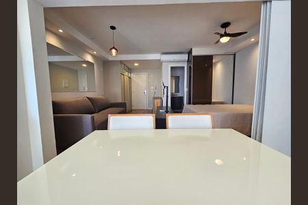 Studio para alugar com 42m², 1 quarto e 1 vagaStudio