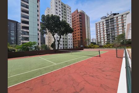 Studio para alugar com 42m², 1 quarto e 1 vagaQuadra