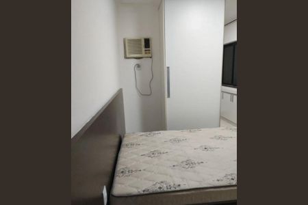 Quarto de apartamento para alugar com 3 quartos, 80m² em STIEP, Salvador
