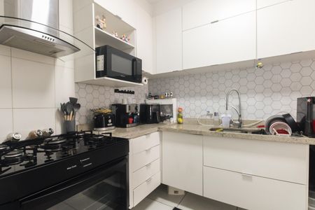 Apartamento à venda com 102m², 3 quartos e 2 vagasCozinha 