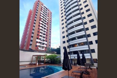 Apartamento à venda com 70m², 3 quartos e 2 vagasFachada