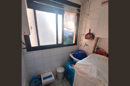 Apartamento à venda com 70m², 3 quartos e 2 vagasÁrea de serviço
