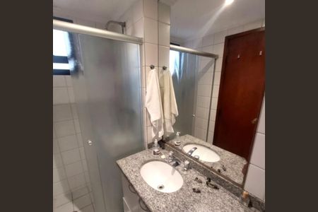 Apartamento à venda com 70m², 3 quartos e 2 vagasBanheiro