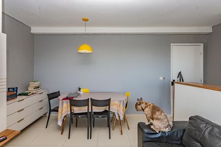 Sala de apartamento para alugar com 2 quartos, 53m² em Jardim Celeste, São Paulo