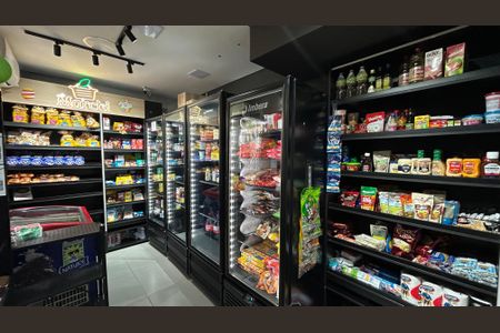 Apartamento para alugar com 42m², 2 quartos e sem vaga Apartamento para alugar com 42m², 2 quartos e sem vagaMini mercado