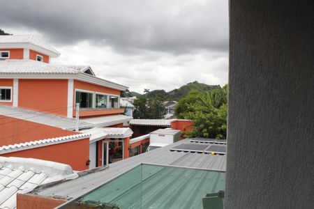 Casa de condomínio à venda com 400m², 4 quartos e 3 vagasVaranda gourmet