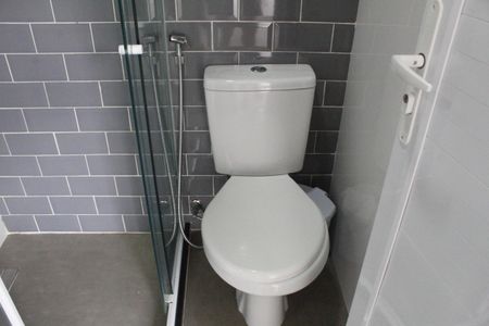Casa de condomínio à venda com 400m², 4 quartos e 3 vagasBanheiro