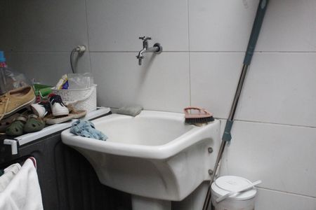 Casa de condomínio à venda com 400m², 4 quartos e 3 vagasÁrea de Serviço