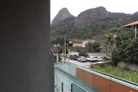 Casa de condomínio à venda com 400m², 4 quartos e 3 vagasVaranda gourmet