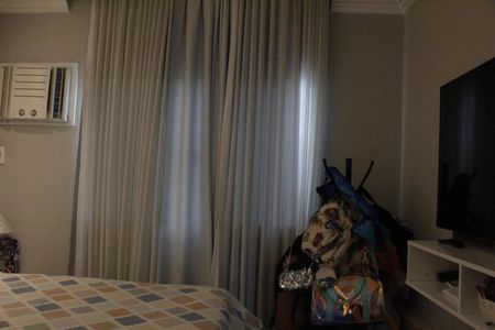 Casa de condomínio à venda com 400m², 4 quartos e 3 vagasQuarto 2