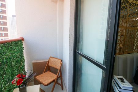 Studio para alugar com 25m², 1 quarto e sem vaga Studio para alugar com 25m², 1 quarto e sem vagaVaranda