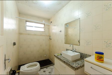 Casa para alugar com 220m², 3 quartos e sem vagaBanheiro