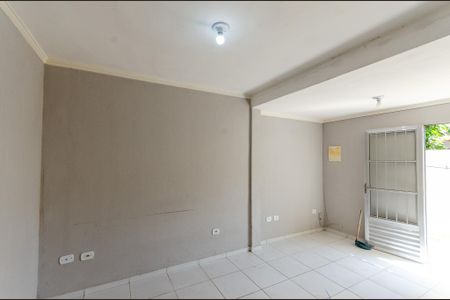 Sala de casa para alugar com 3 quartos, 220m² em Parque Sao Domingos, São Paulo