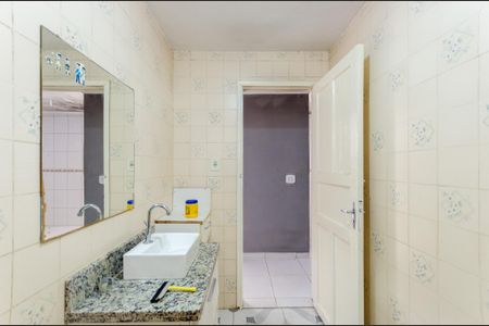 Casa para alugar com 220m², 3 quartos e sem vagaBanheiro