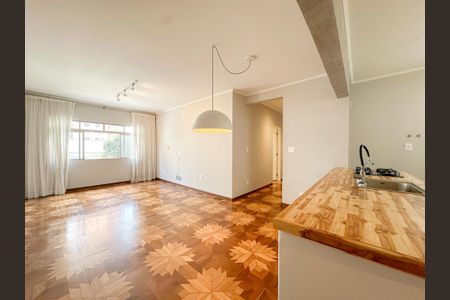 Apartamento à venda com 107m², 2 quartos e 1 vagaSala/Cozinha