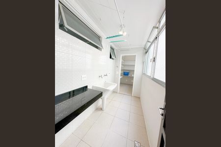 Apartamento à venda com 107m², 2 quartos e 1 vagaÁrea de Serviço