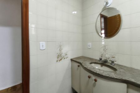 Casa para alugar com 200m², 4 quartos e 3 vagasBanheiro Social