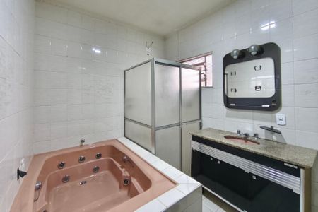 Casa para alugar com 200m², 4 quartos e 3 vagasBanheiro Suíte