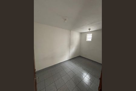 Casa à venda com 80m², 2 quartos e 1 vagaQuarto
