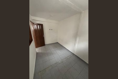 Sala de casa à venda com 2 quartos, 80m² em Parque Santa Madalena, São Paulo