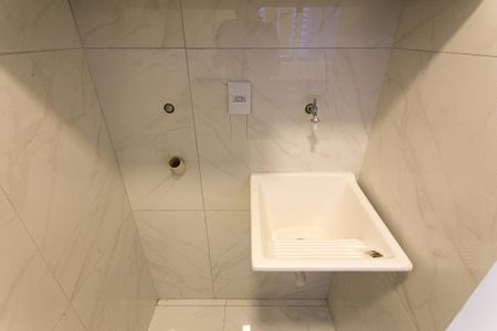 Apartamento à venda com 28m², 1 quarto e sem vagaÁrea de Serviço