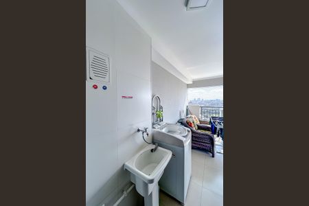 Apartamento à venda com 68m², 2 quartos e 2 vagasÁrea de Serviço