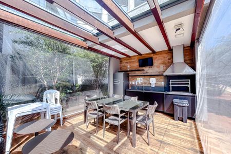 Apartamento à venda com 68m², 2 quartos e 2 vagasÁrea comum - Churrasqueira