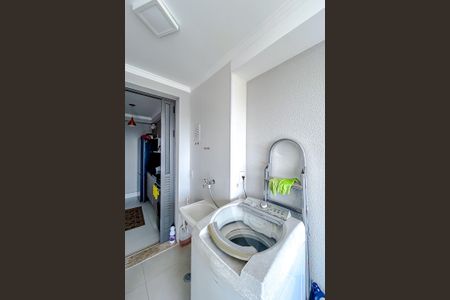 Apartamento à venda com 68m², 2 quartos e 2 vagasÁrea de Serviço