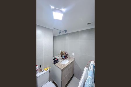 Apartamento à venda com 68m², 2 quartos e 2 vagasBanheiro