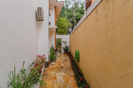 Casa à venda com 420m², 4 quartos e 4 vagas