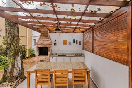 Casa à venda com 420m², 4 quartos e 4 vagas
