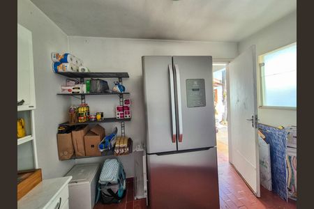 Casa à venda com 412m², 4 quartos e 4 vagas Casa à venda com 412m², 4 quartos e 4 vagasÁrea de Serviço