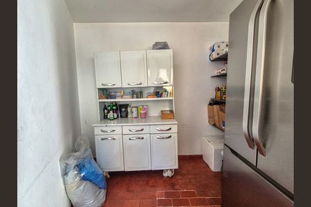 Casa à venda com 412m², 4 quartos e 4 vagas Casa à venda com 412m², 4 quartos e 4 vagasÁrea de Serviço