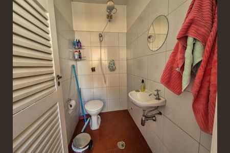 Casa à venda com 412m², 4 quartos e 4 vagas Casa à venda com 412m², 4 quartos e 4 vagasBanheiro 5 - Área Externa