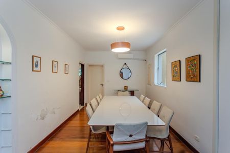 Casa à venda com 420m², 4 quartos e 4 vagas