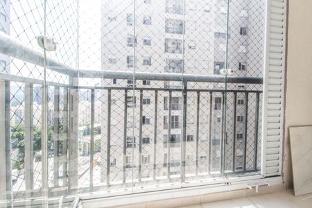 Varanda de apartamento para alugar com 1 quarto, 41m² em Jardim Tupanci, Barueri