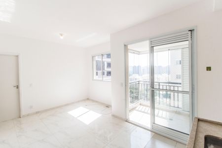 Sala  de apartamento para alugar com 1 quarto, 41m² em Jardim Tupanci, Barueri