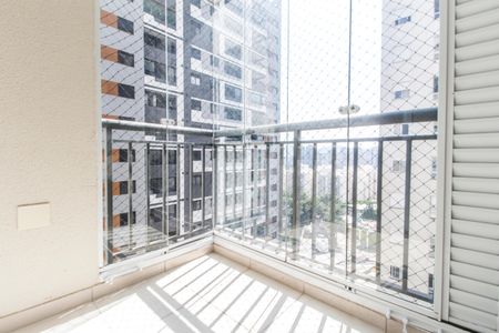 Varanda de apartamento para alugar com 1 quarto, 41m² em Jardim Tupanci, Barueri