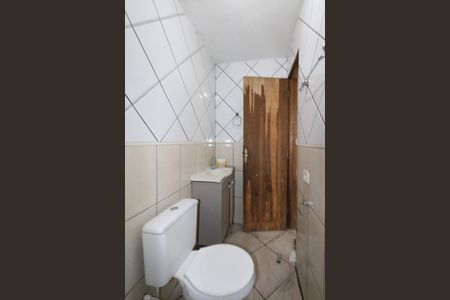 Casa para alugar com 60m², 2 quartos e sem vagaBanheiro da Suíte