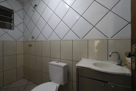 Casa para alugar com 60m², 2 quartos e sem vagaBanheiro da Suíte