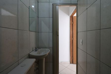 Casa para alugar com 60m², 2 quartos e sem vagaBanheiro