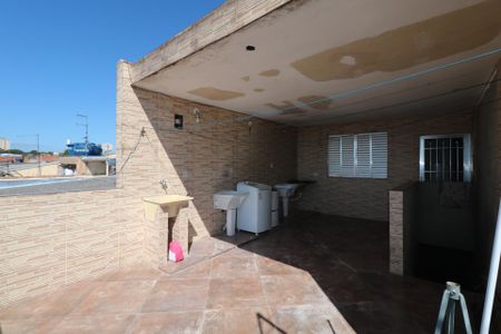 Casa para alugar com 60m², 2 quartos e sem vagaÁrea de Serviço