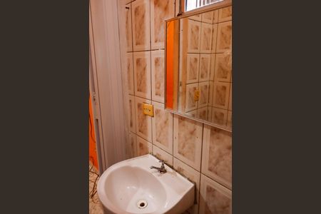 Casa para alugar com 100m², 1 quarto e sem vaga Casa para alugar com 100m², 1 quarto e sem vagaBanheiro