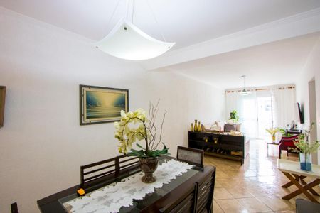 Apartamento à venda com 106m², 3 quartos e 2 vagasSala