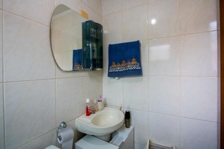 Apartamento à venda com 106m², 3 quartos e 2 vagasBanheiro do quarto 1
