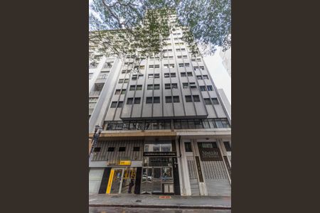 Apartamento à venda com 107m², 2 quartos e sem vagaFachada