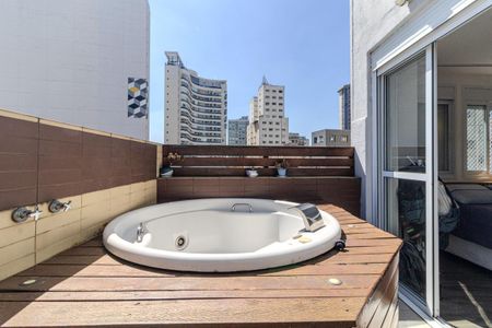 Apartamento à venda com 107m², 2 quartos e sem vagaJacuzzi