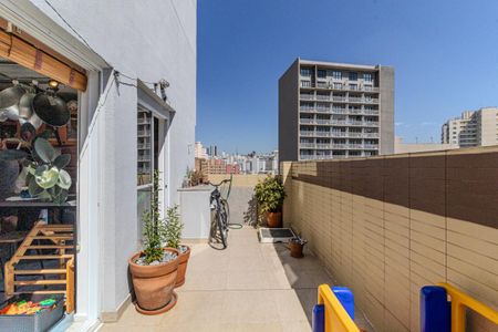 Apartamento à venda com 107m², 2 quartos e sem vagaTerraço